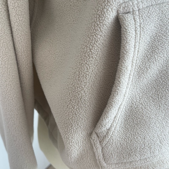 TNA fleece quarter zip - Picture 2 of 3